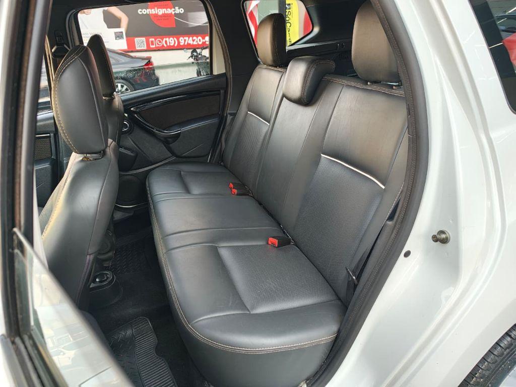 RENAULT Duster - Miniatura
