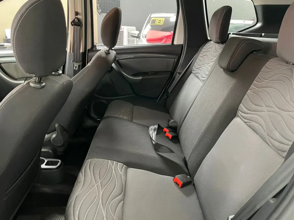 RENAULT Duster - Foto