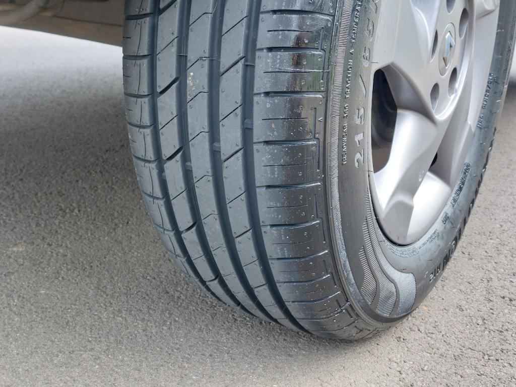 RENAULT Duster - Foto