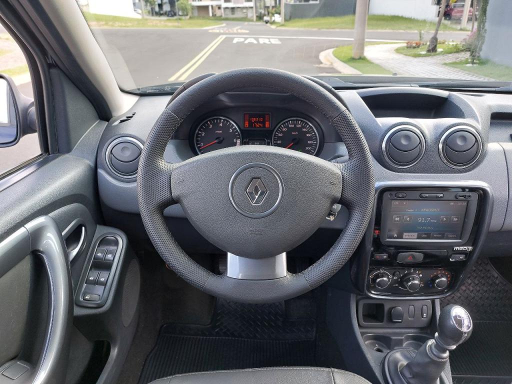 RENAULT Duster - Foto