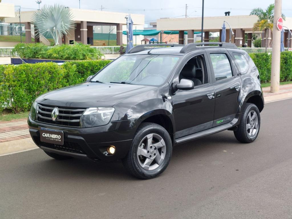 RENAULT Duster