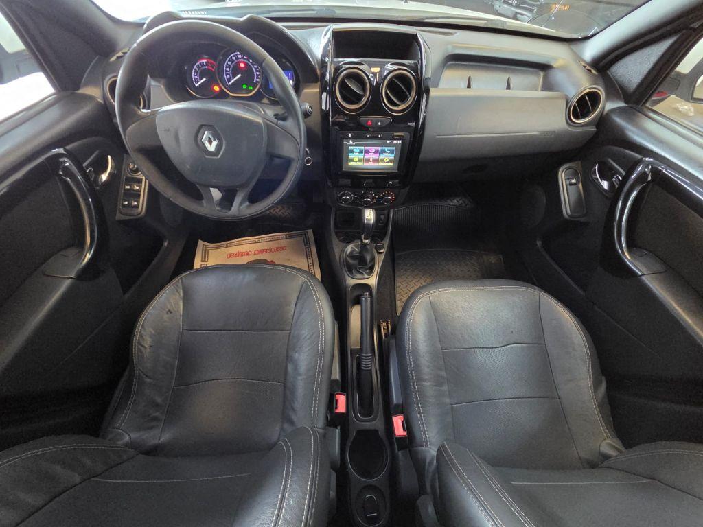 RENAULT Duster - Foto