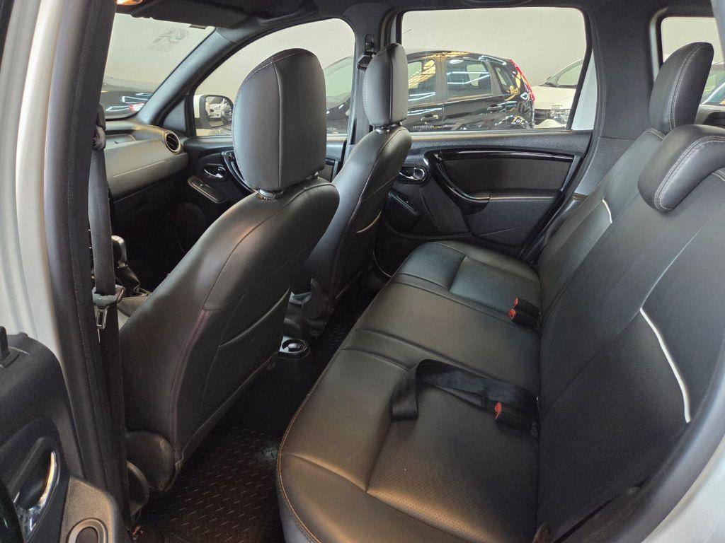 RENAULT Duster - Foto