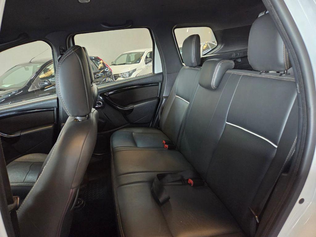 RENAULT Duster - Foto