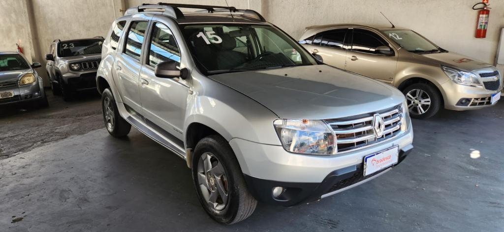 RENAULT Duster - Foto