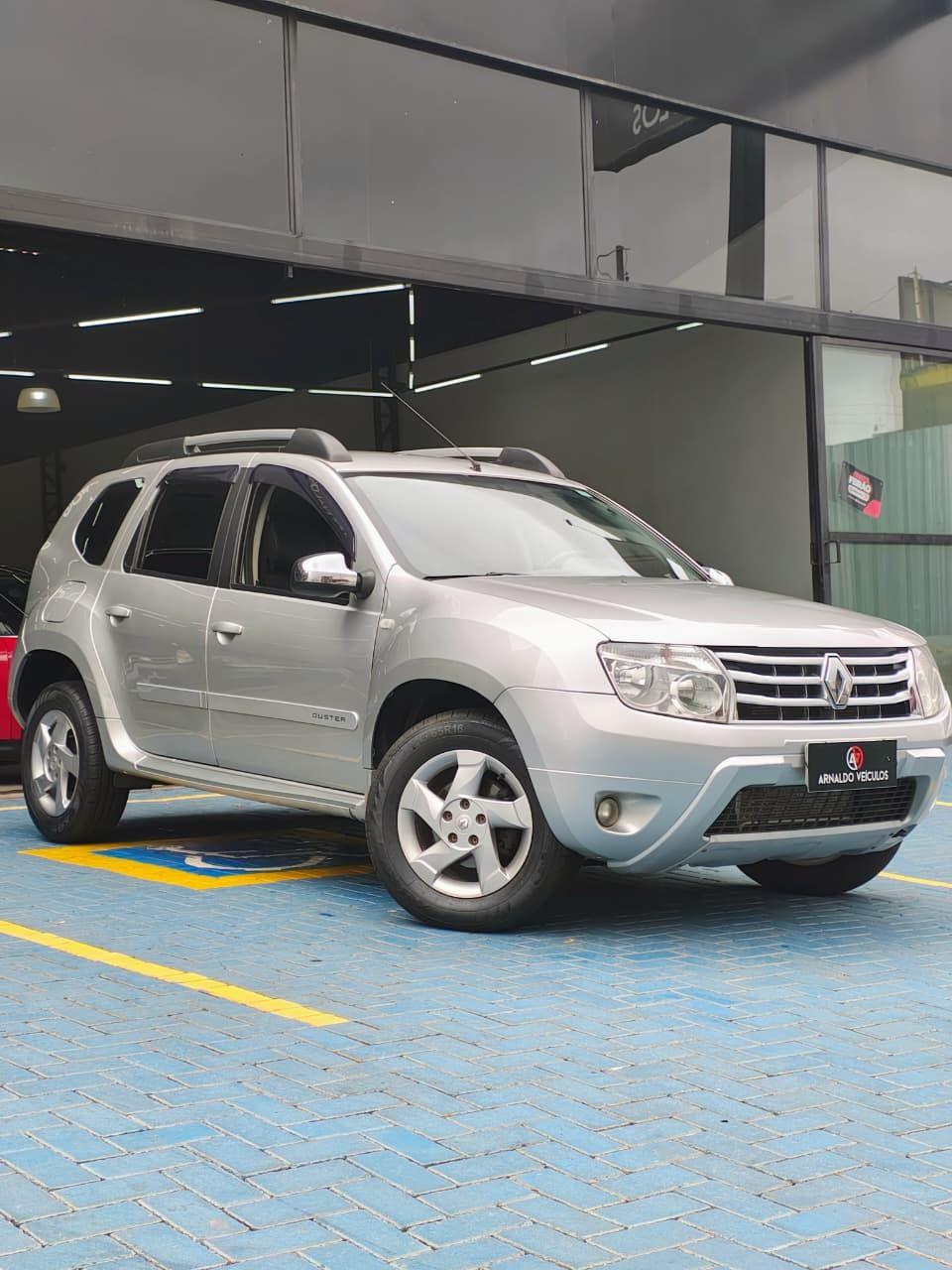 RENAULT Duster - Foto