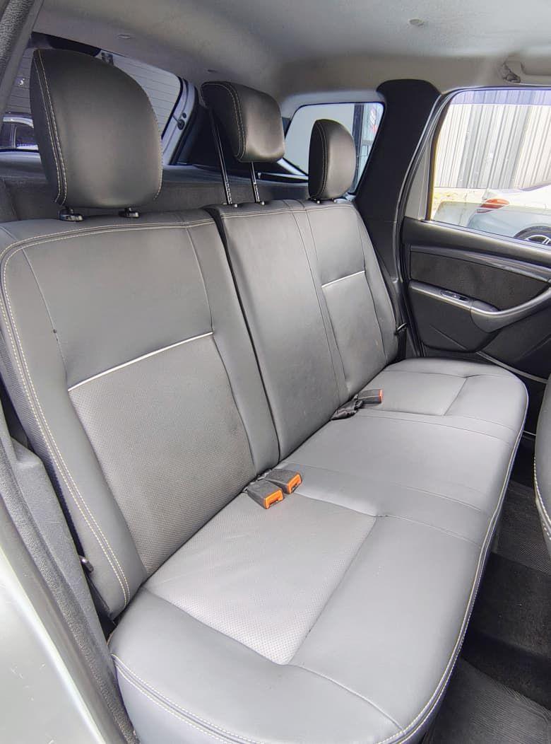 RENAULT Duster - Foto