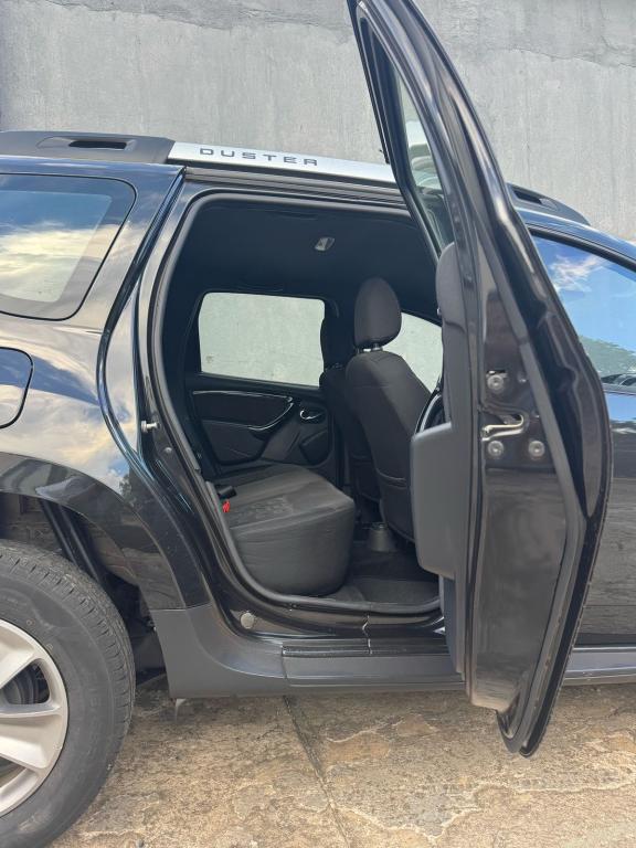 RENAULT Duster - Foto