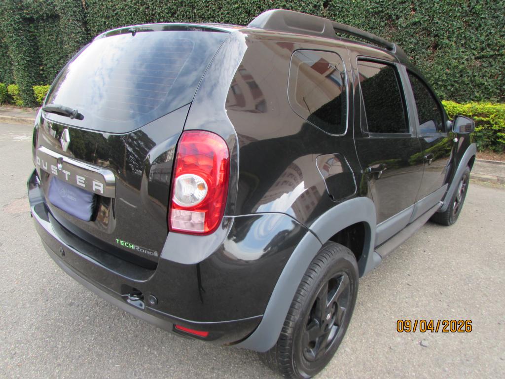 RENAULT Duster - Foto