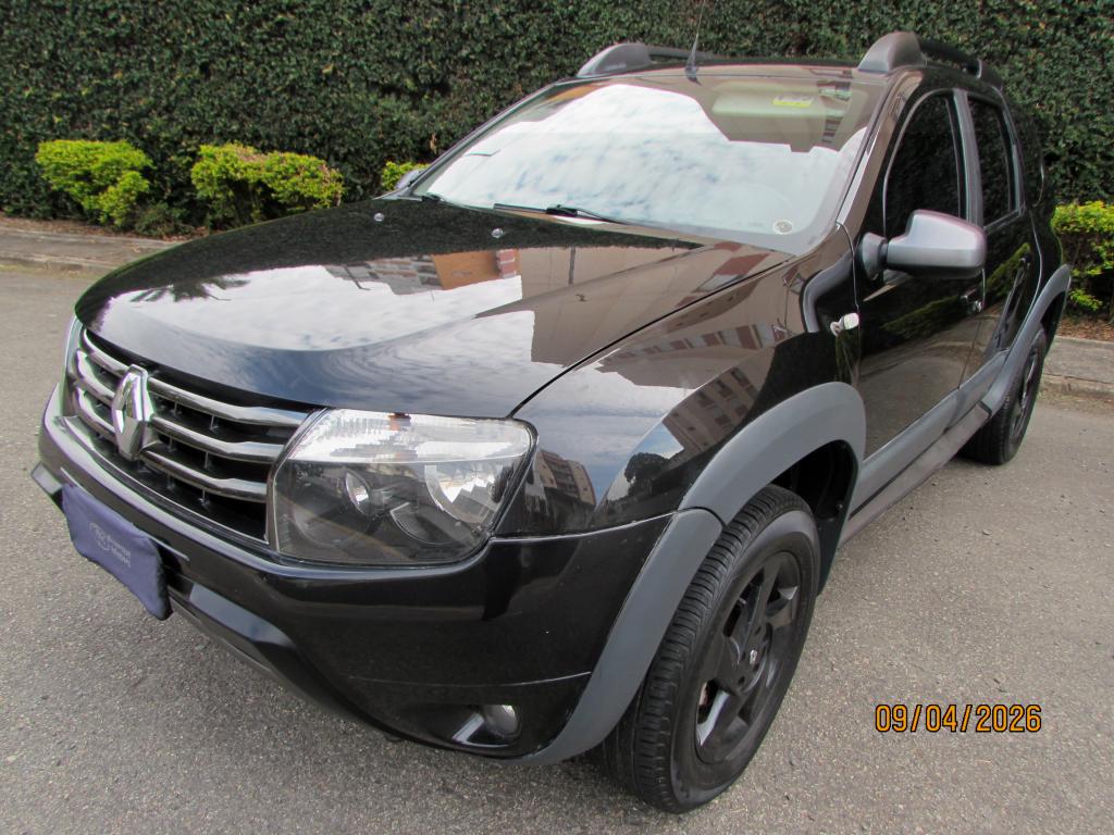 RENAULT Duster - Foto