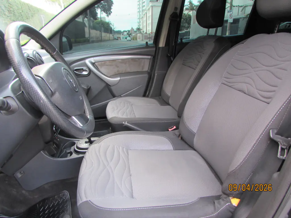 RENAULT Duster - Foto