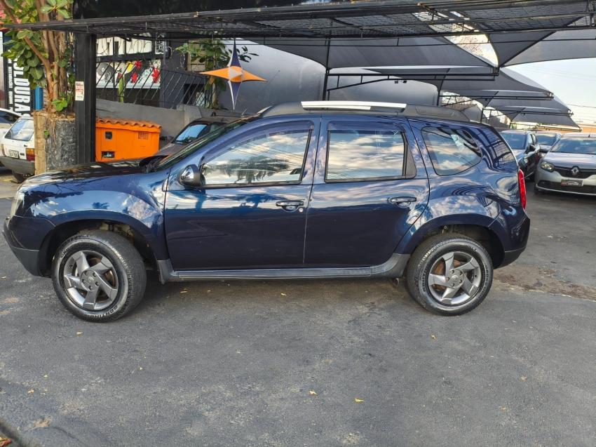RENAULT Duster - Foto