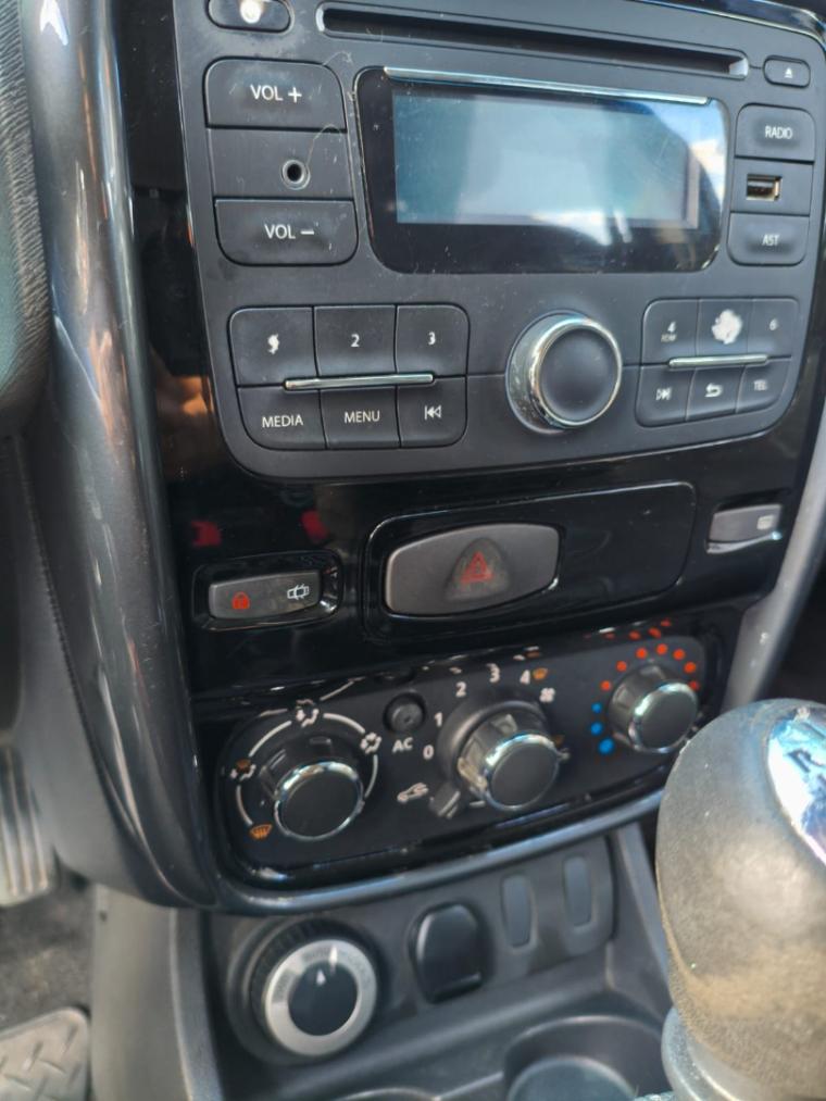 RENAULT Duster - Foto