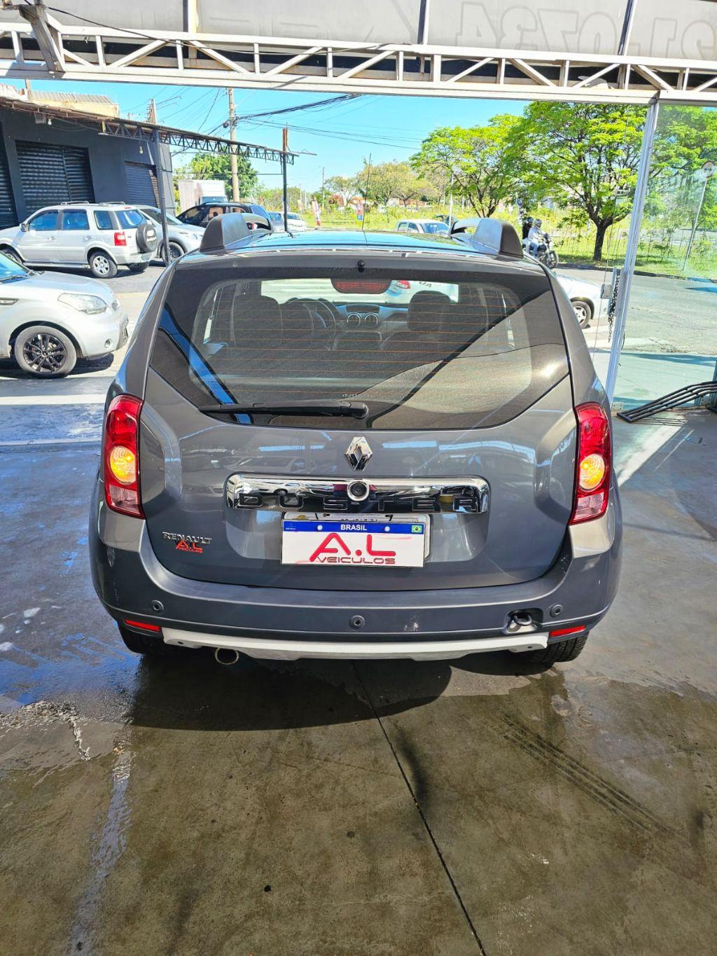 RENAULT Duster - Foto