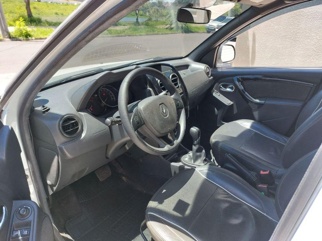 RENAULT Duster - Foto
