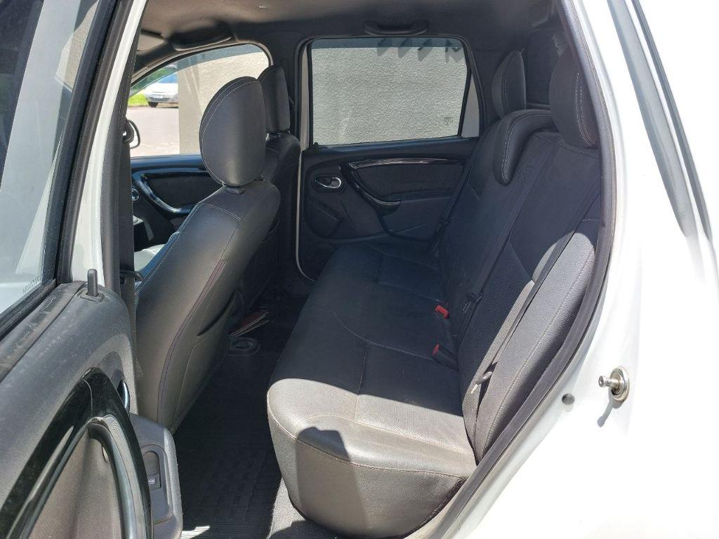 RENAULT Duster - Foto