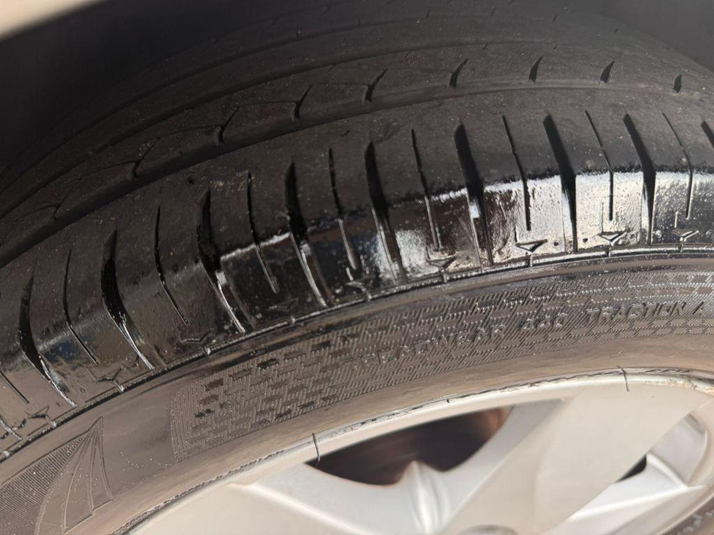 RENAULT Fluence - Foto