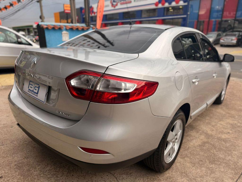 RENAULT Fluence - Foto