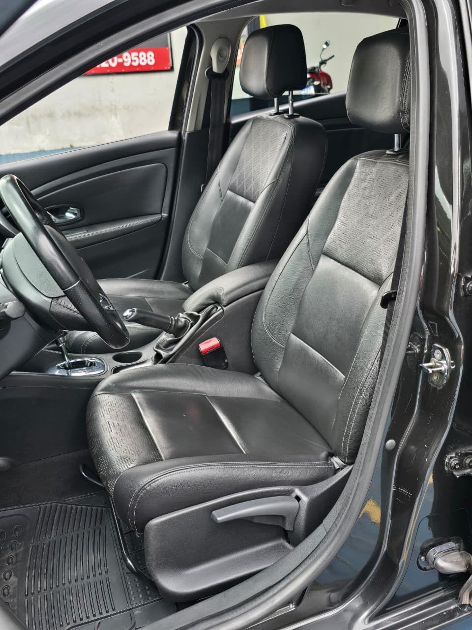 RENAULT Fluence - Foto