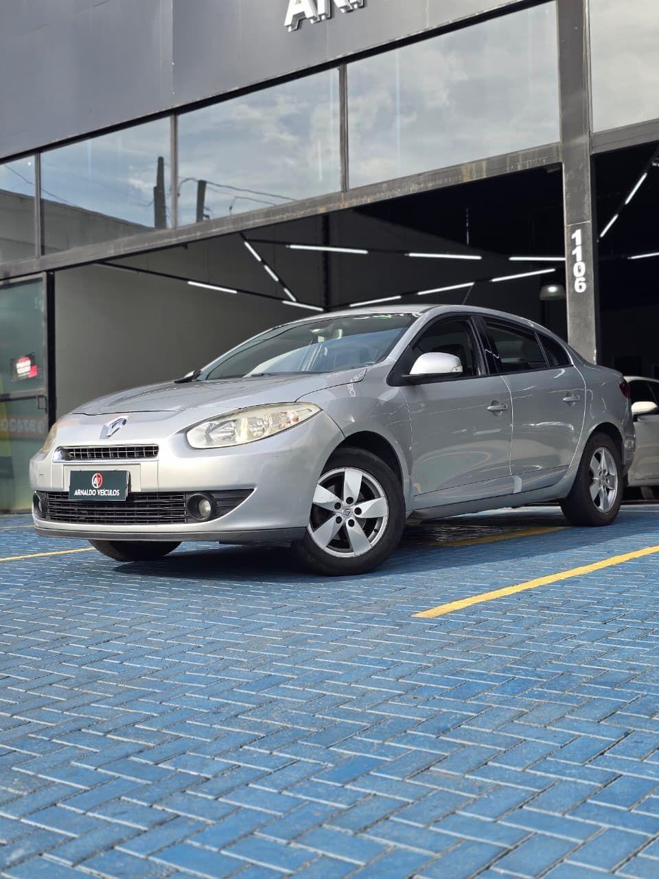 RENAULT Fluence - Foto