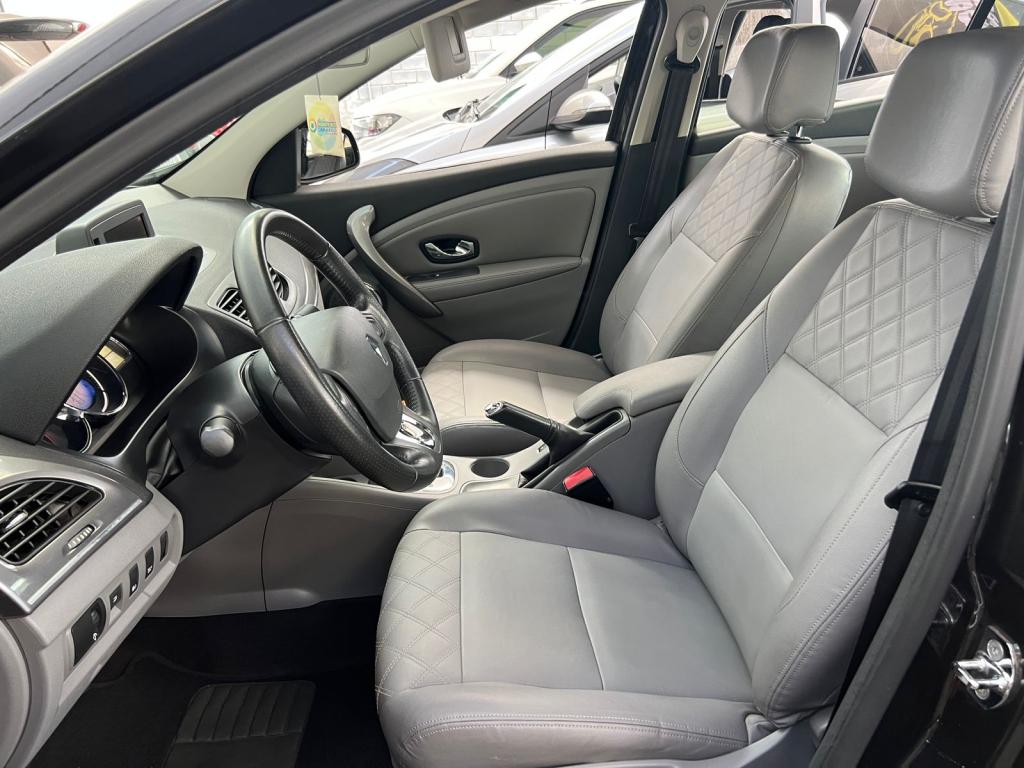 RENAULT Fluence - Foto