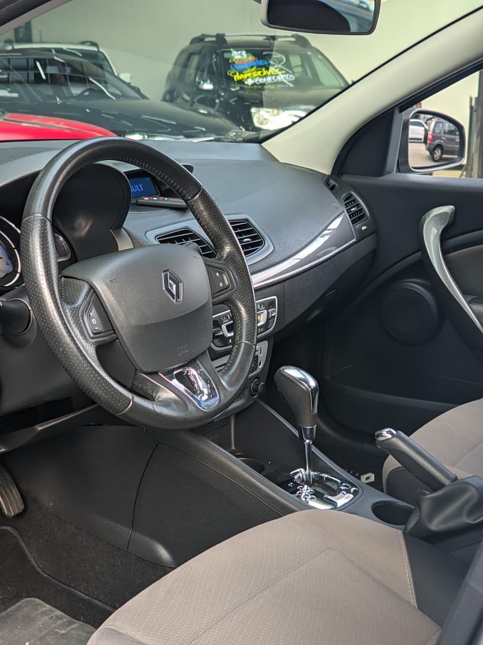 RENAULT Fluence - Foto