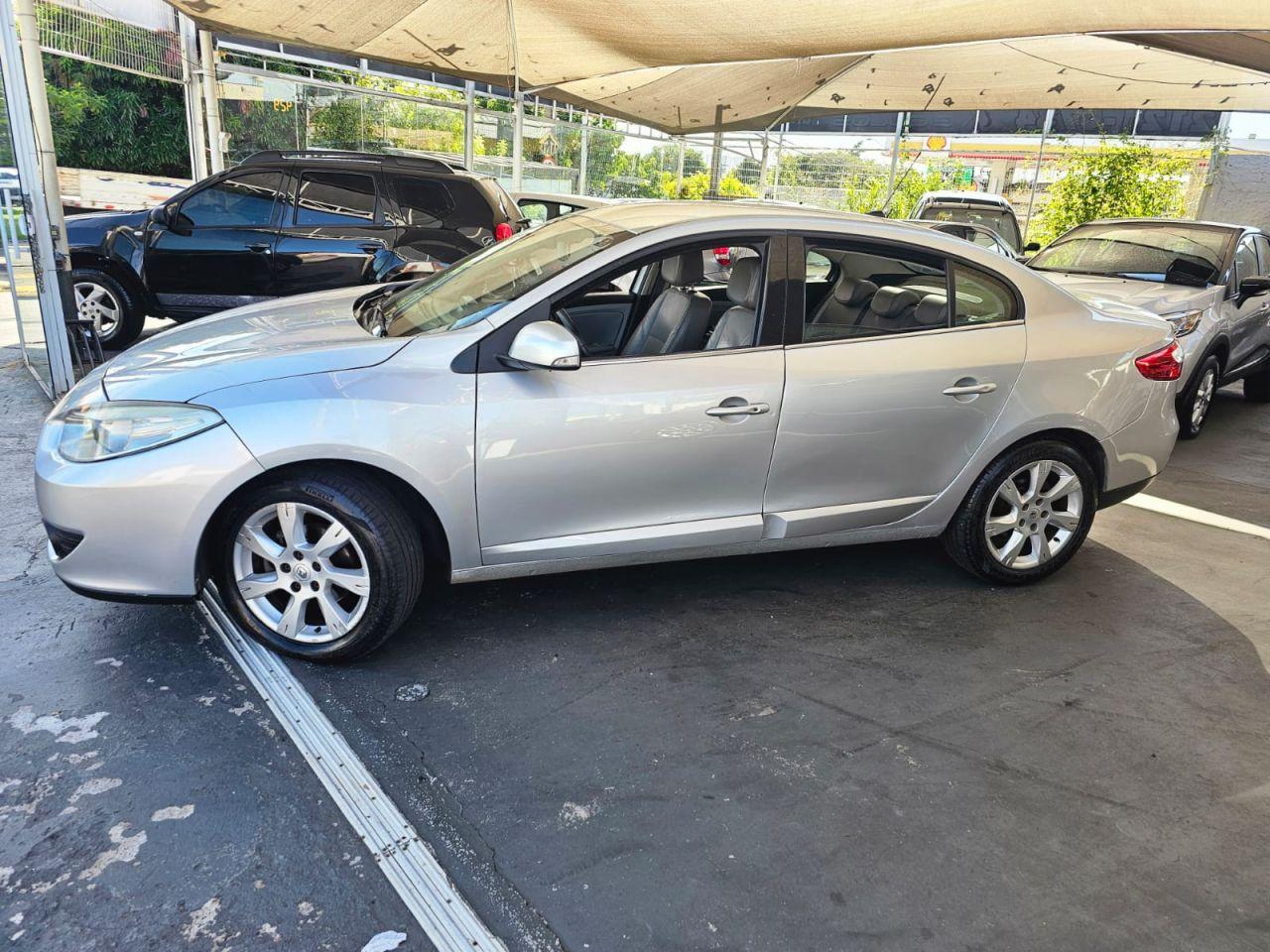 RENAULT Fluence - Foto