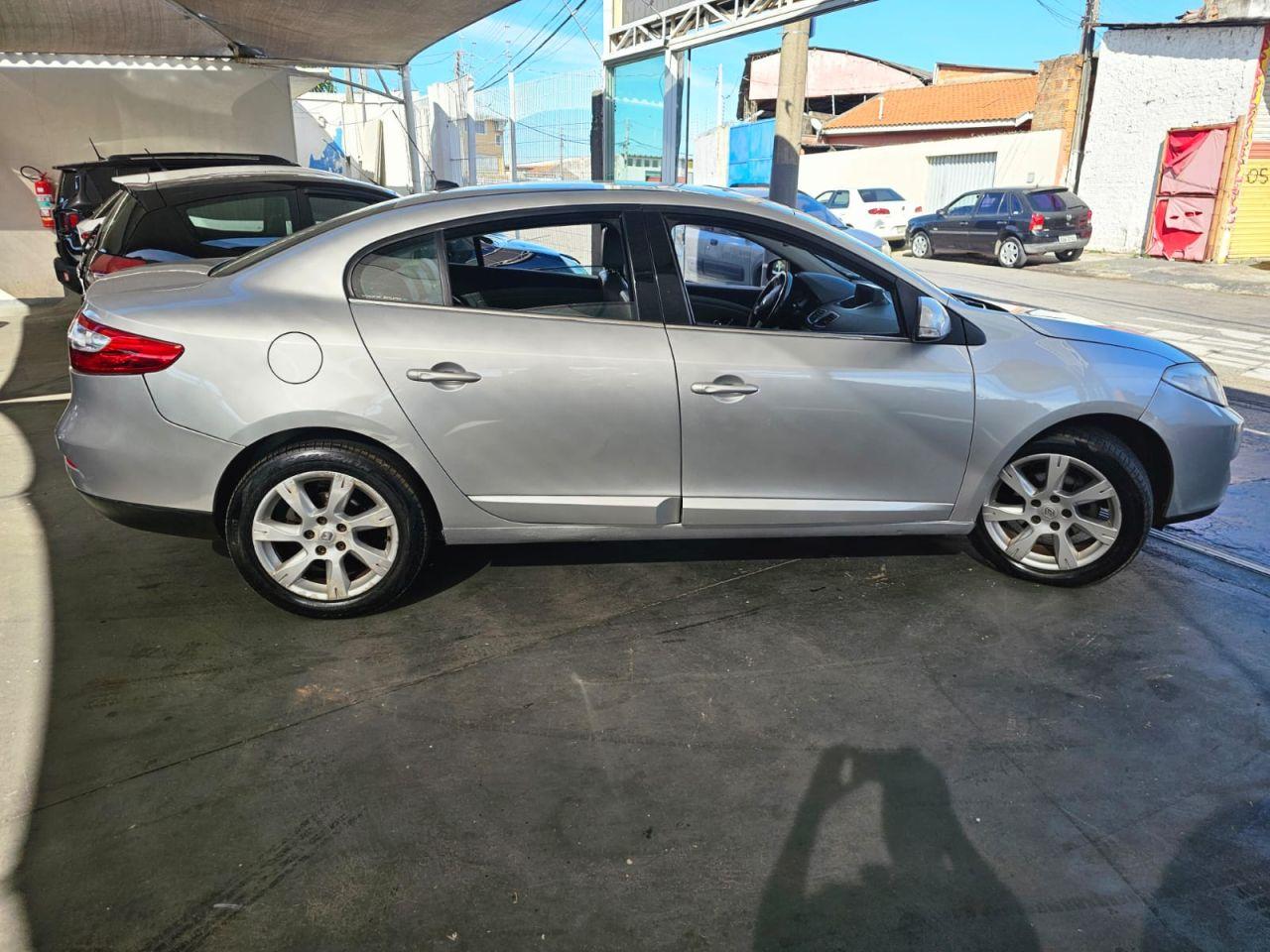 RENAULT Fluence - Foto