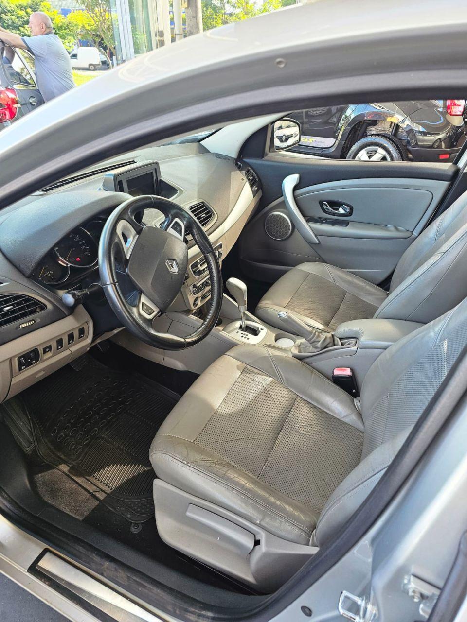 RENAULT Fluence - Foto