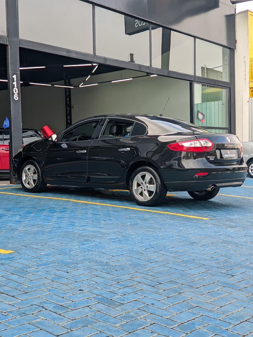 RENAULT Fluence - Foto