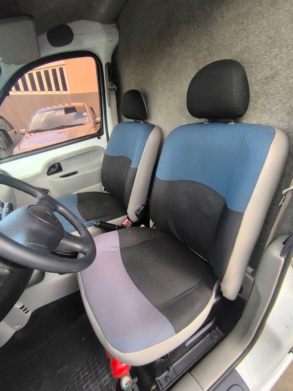 RENAULT Kangoo - Foto