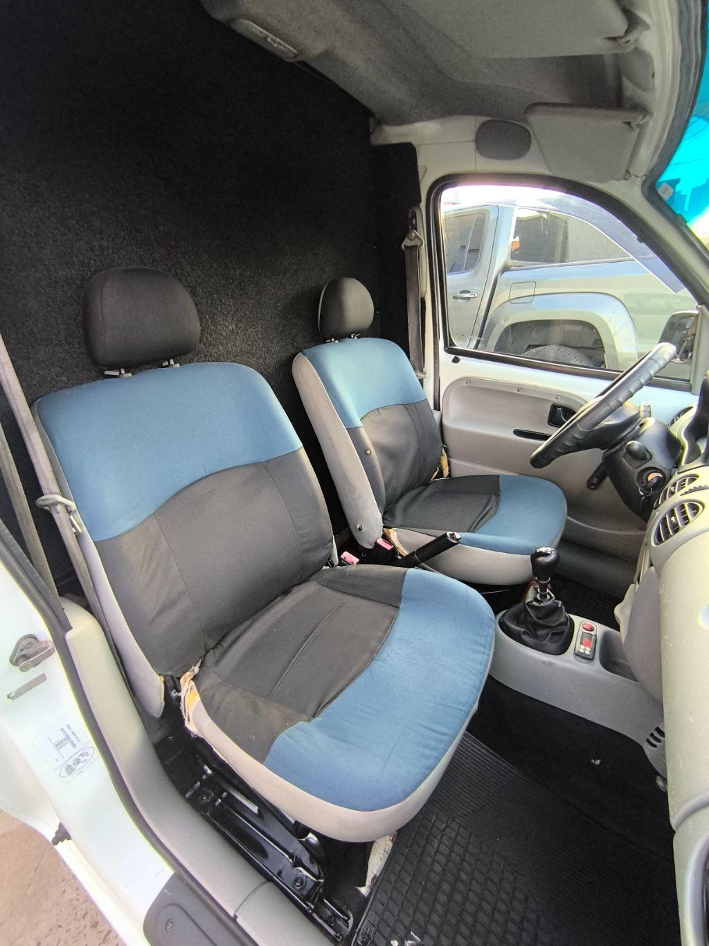 RENAULT Kangoo - Foto