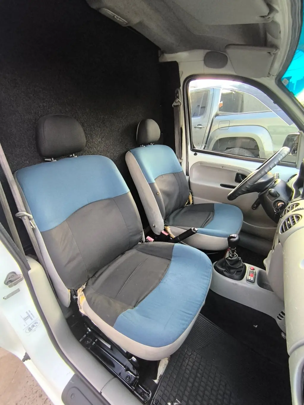RENAULT Kangoo - Foto