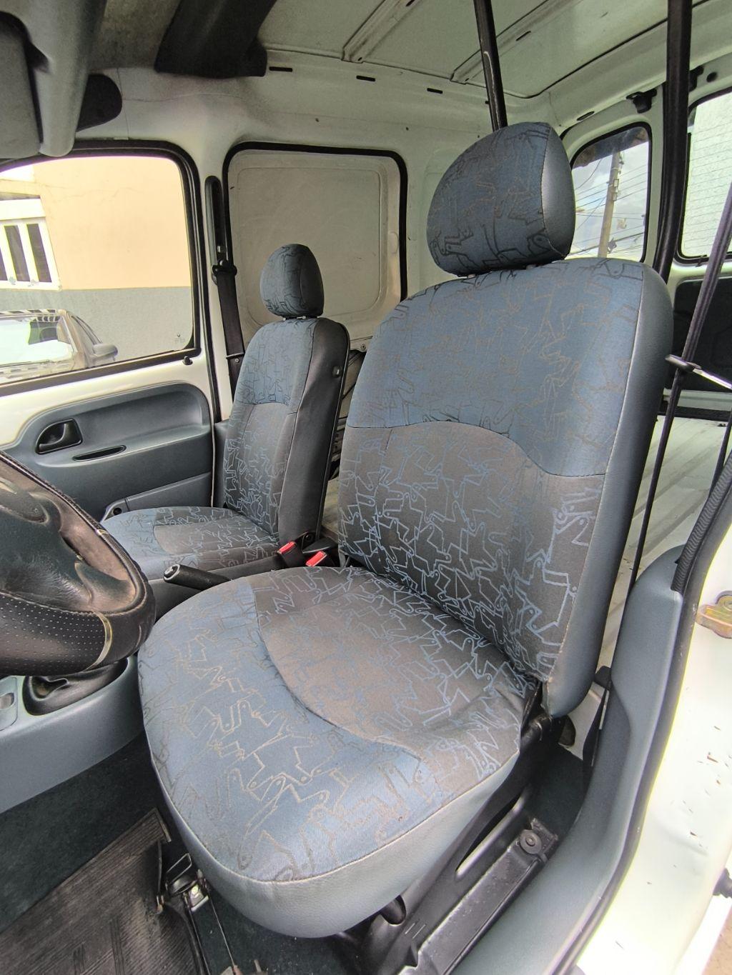 RENAULT Kangoo - Foto