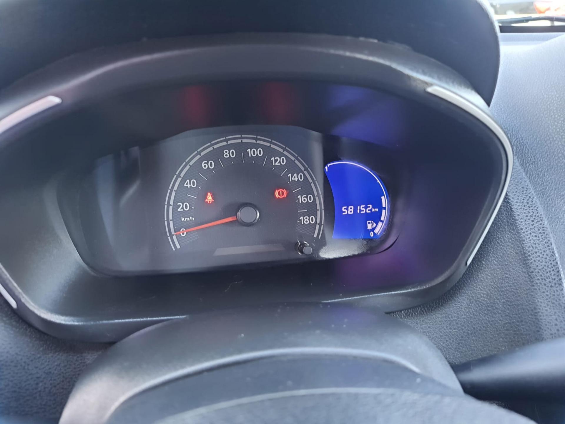 RENAULT Kwid - Miniatura