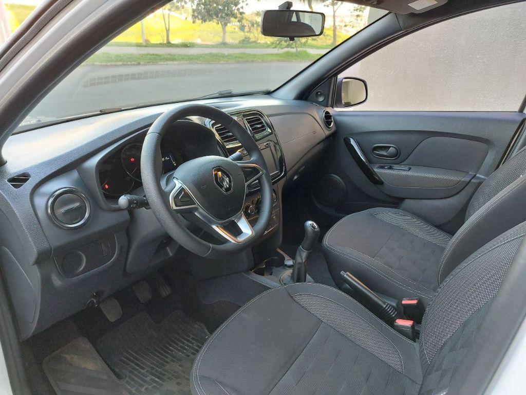 RENAULT Logan - Foto