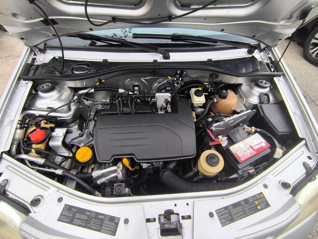 RENAULT Logan - Foto