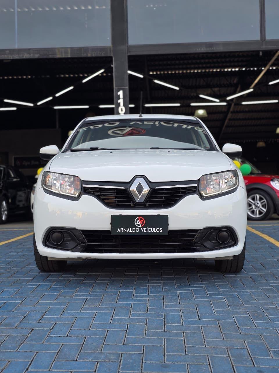 RENAULT Logan - Foto