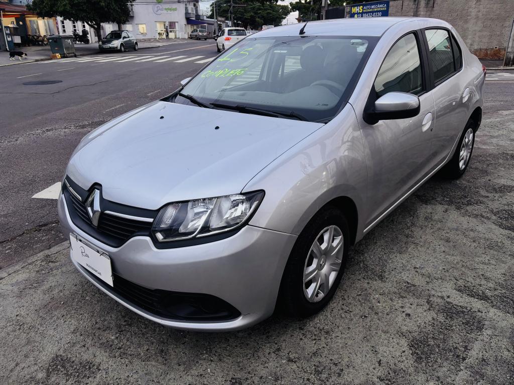 RENAULT Logan
