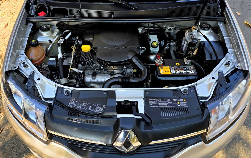 RENAULT Logan - Foto