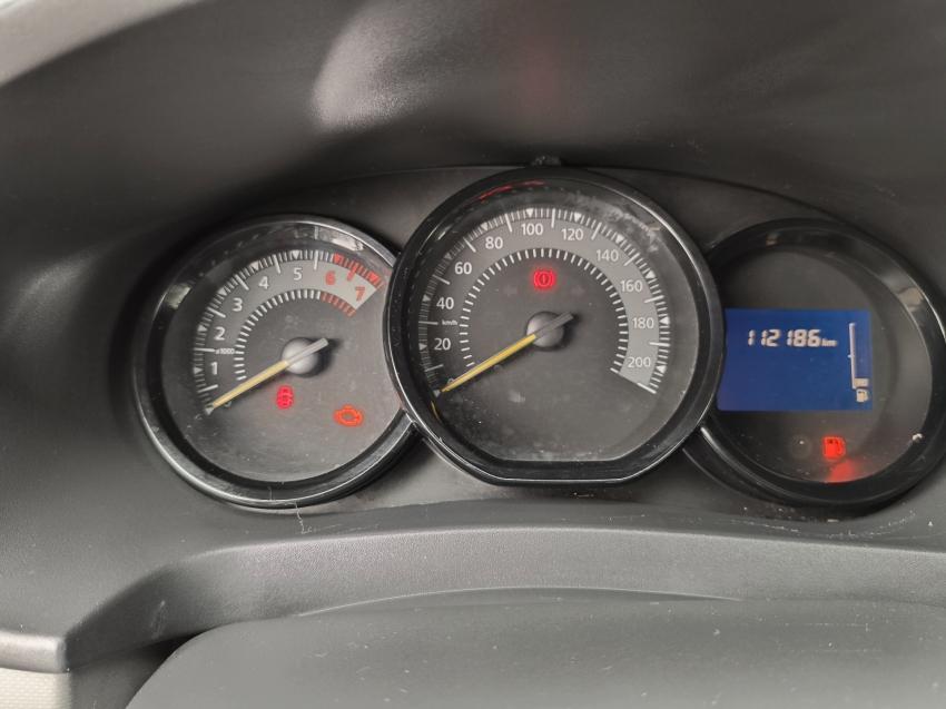 RENAULT Logan - Foto