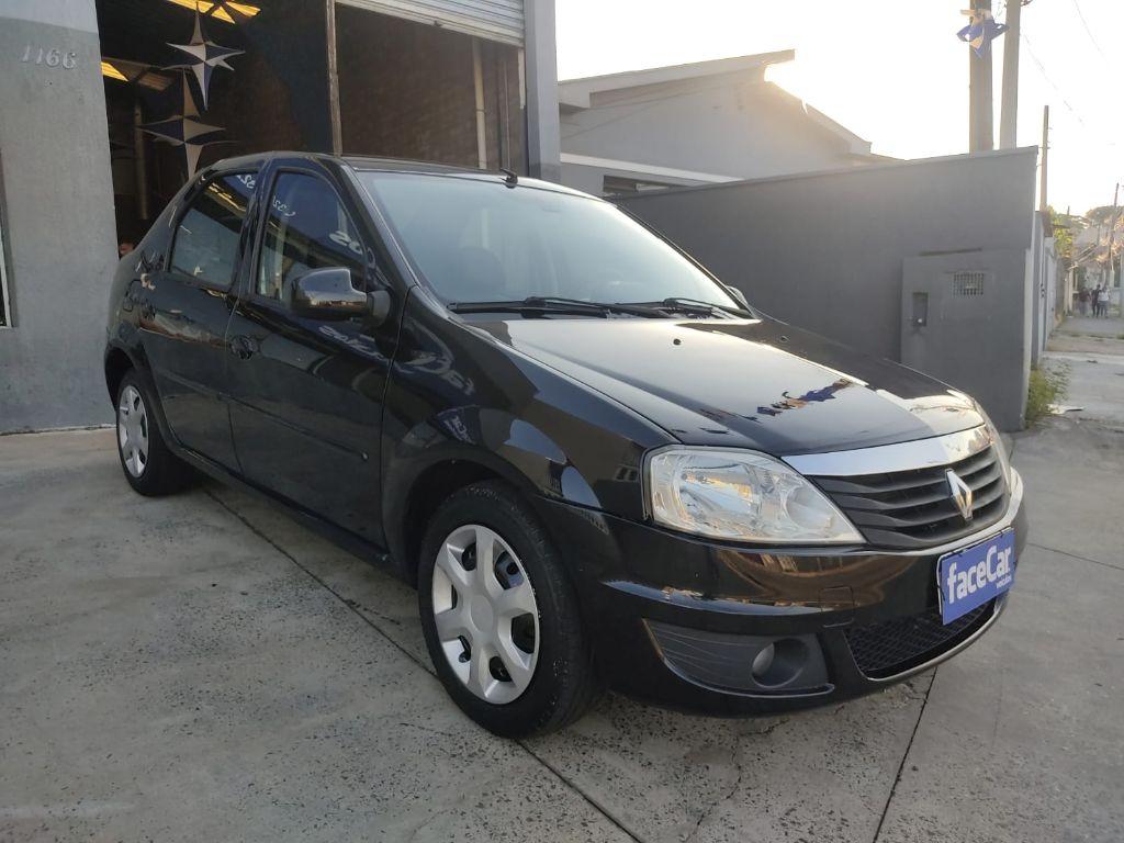 RENAULT Logan - Foto