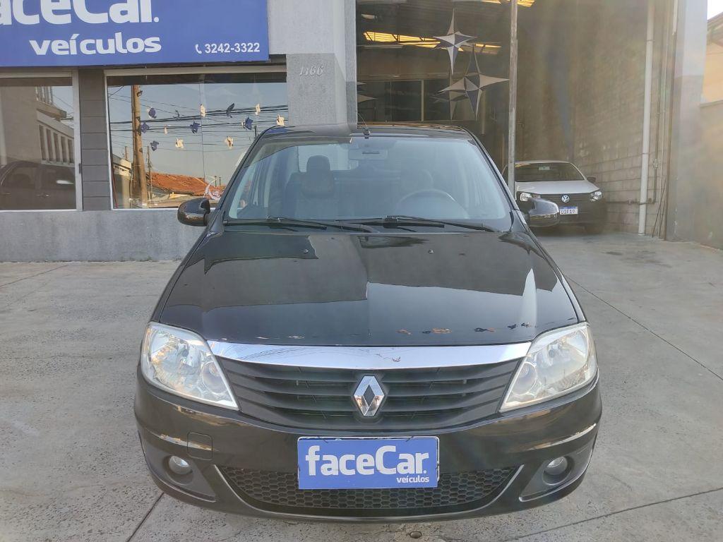 RENAULT Logan - Foto