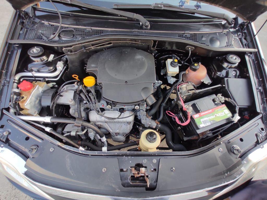 RENAULT Logan - Foto