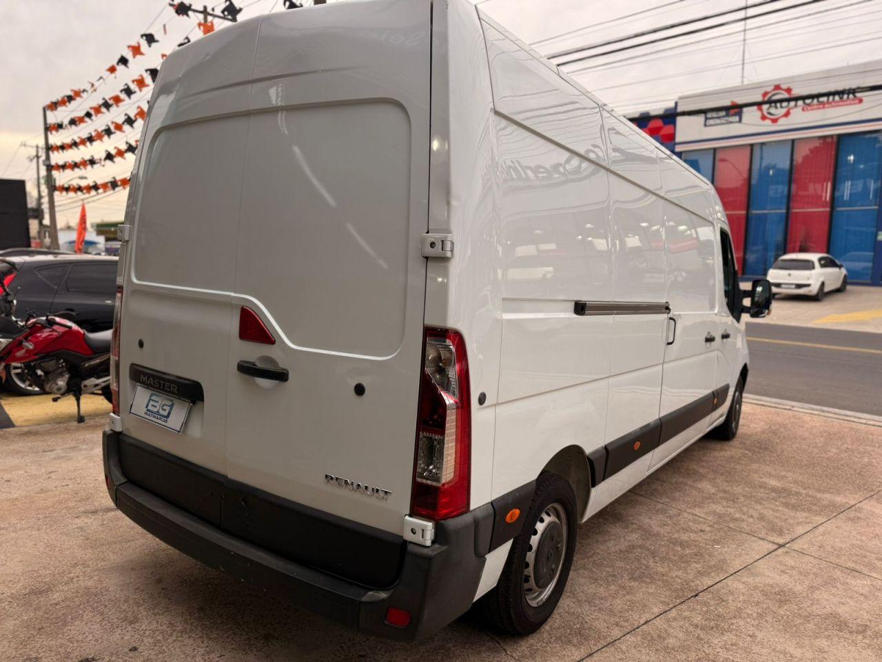 RENAULT Master - Foto