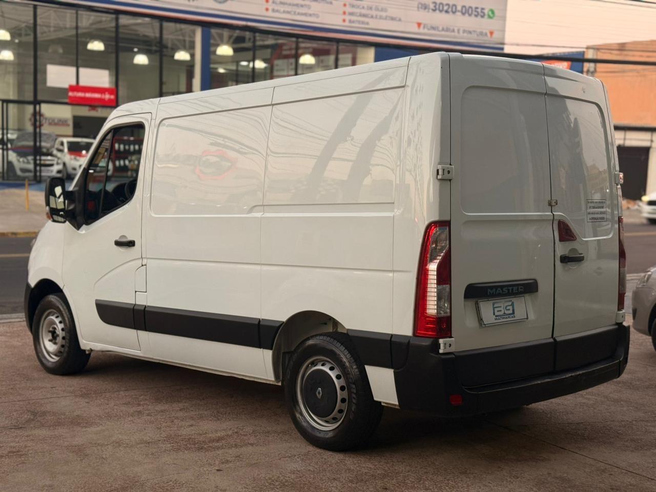 RENAULT Master - Foto