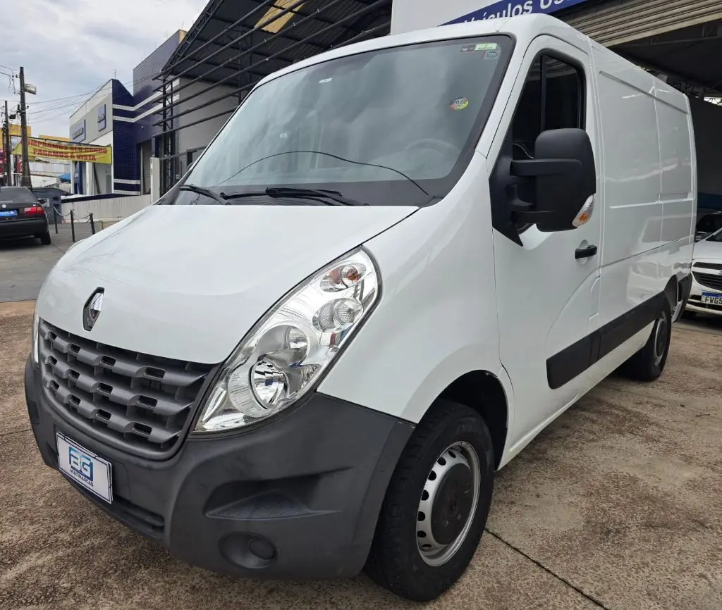 RENAULT Master
