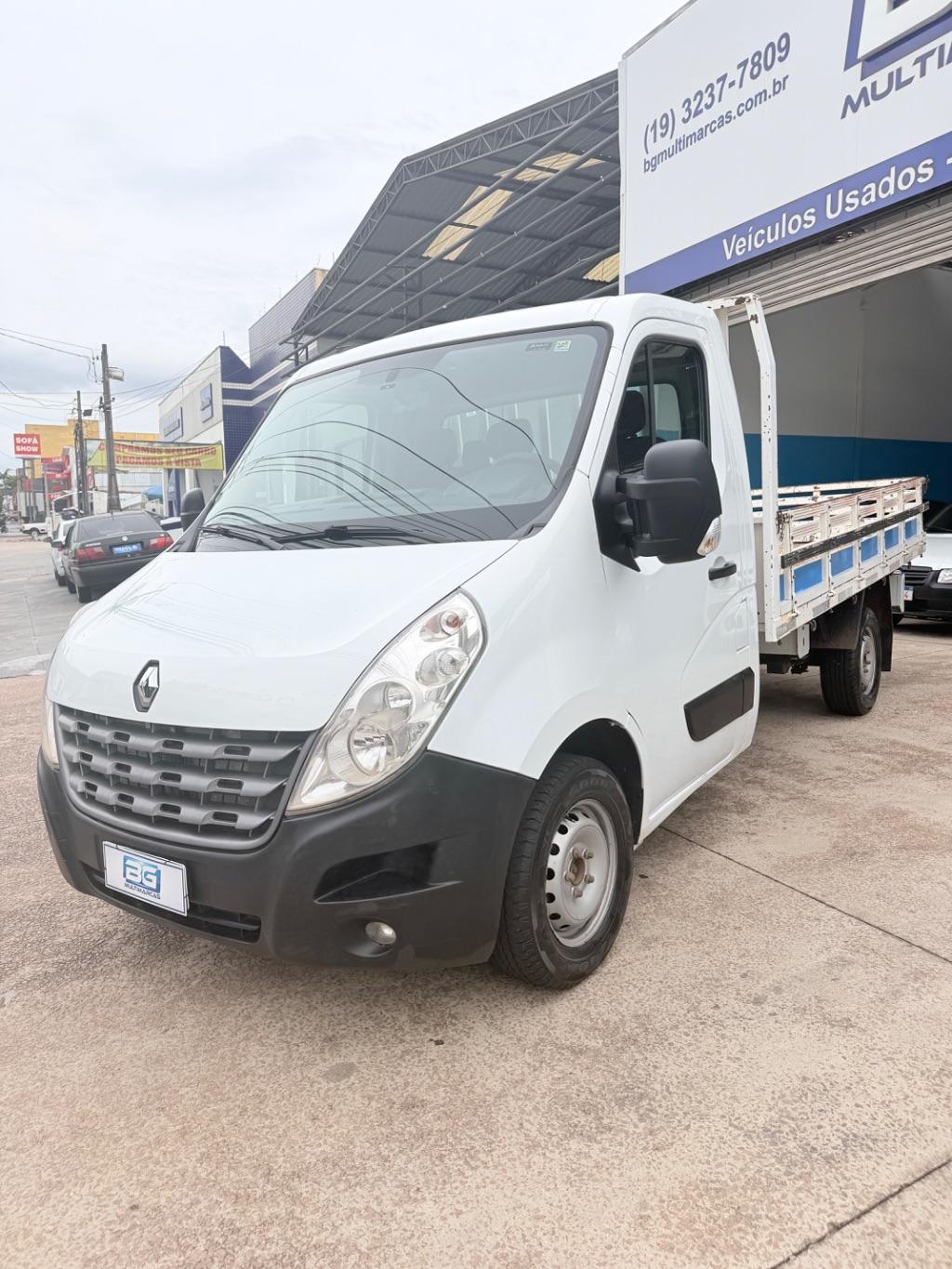 RENAULT Master