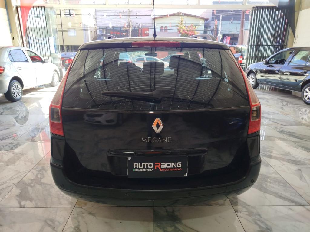 RENAULT Megane Grand Tour - Foto
