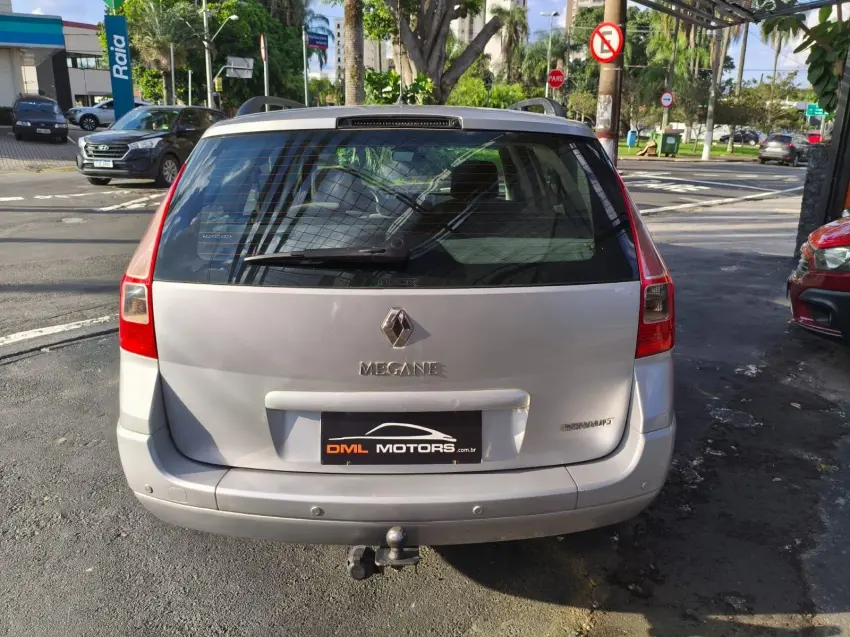 RENAULT Megane Grand Tour - Foto
